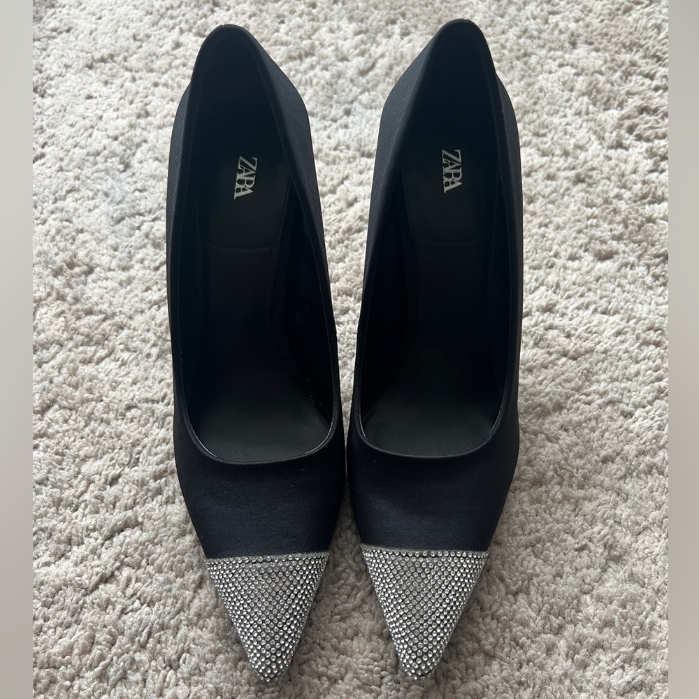 ✨SOLD Zara Rhinestone Toe Heels (Rare) - Picture 3 of 4